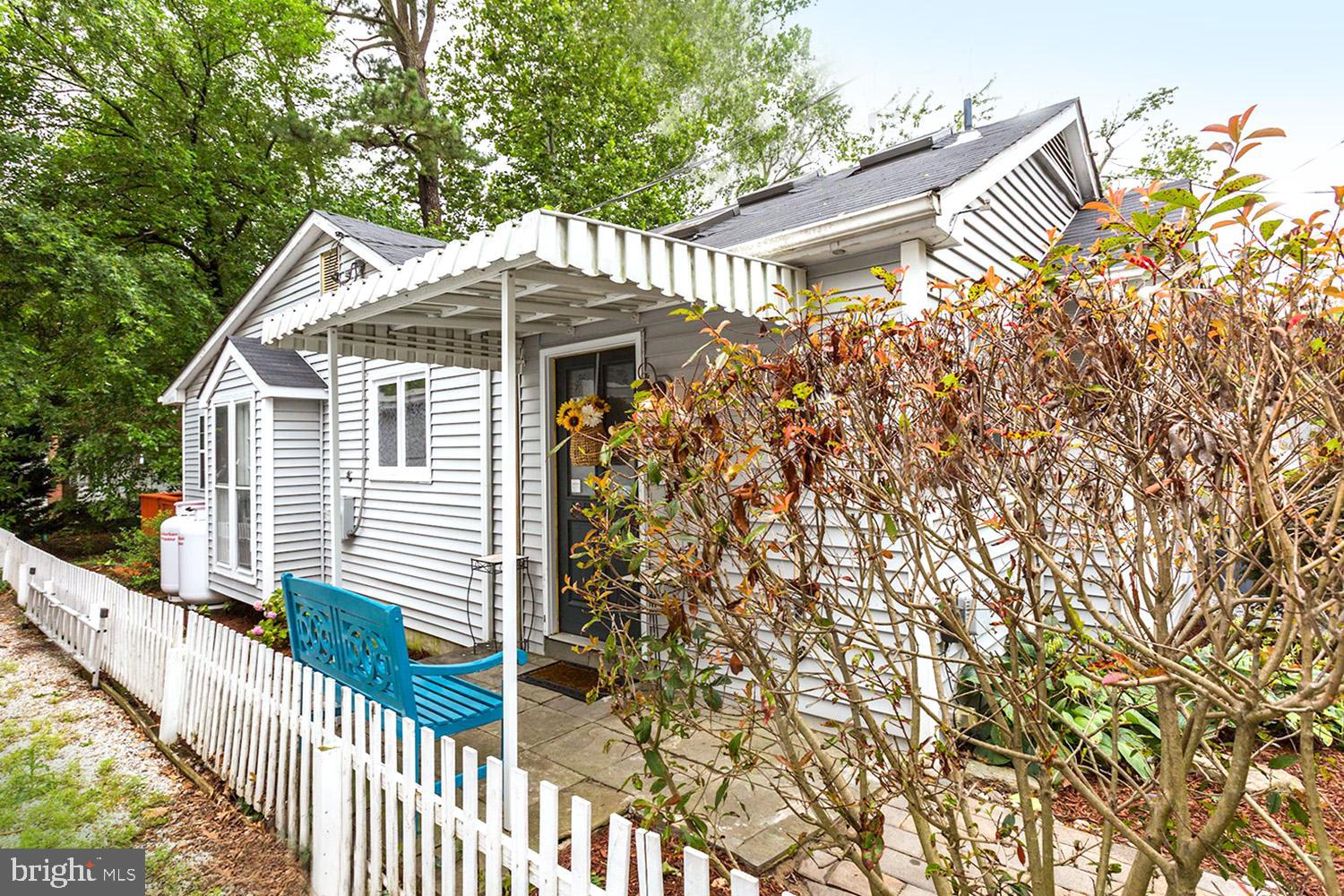 SYLVAN SHORES - Residential