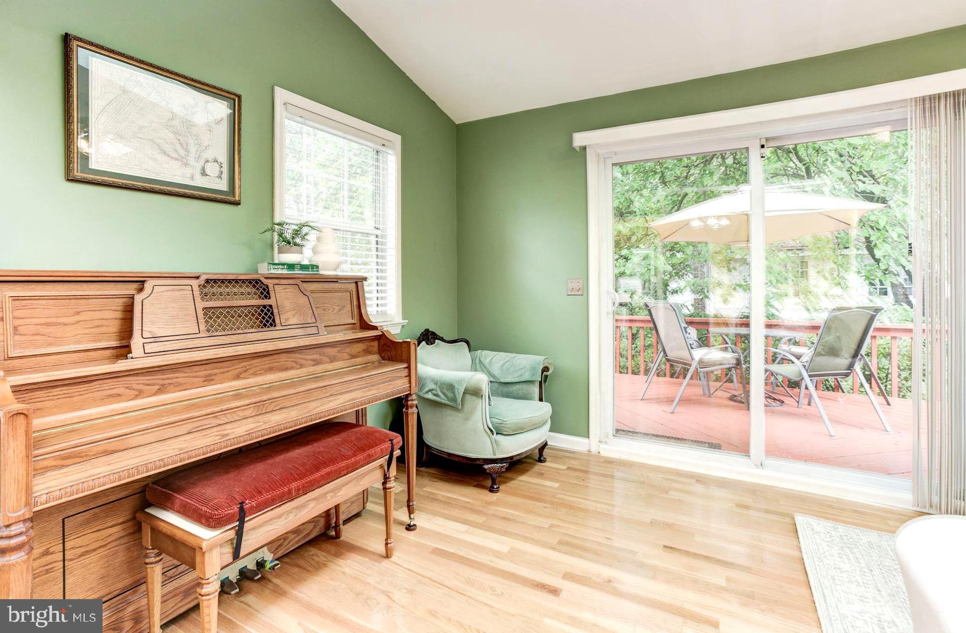 SYLVAN SHORES - Residential