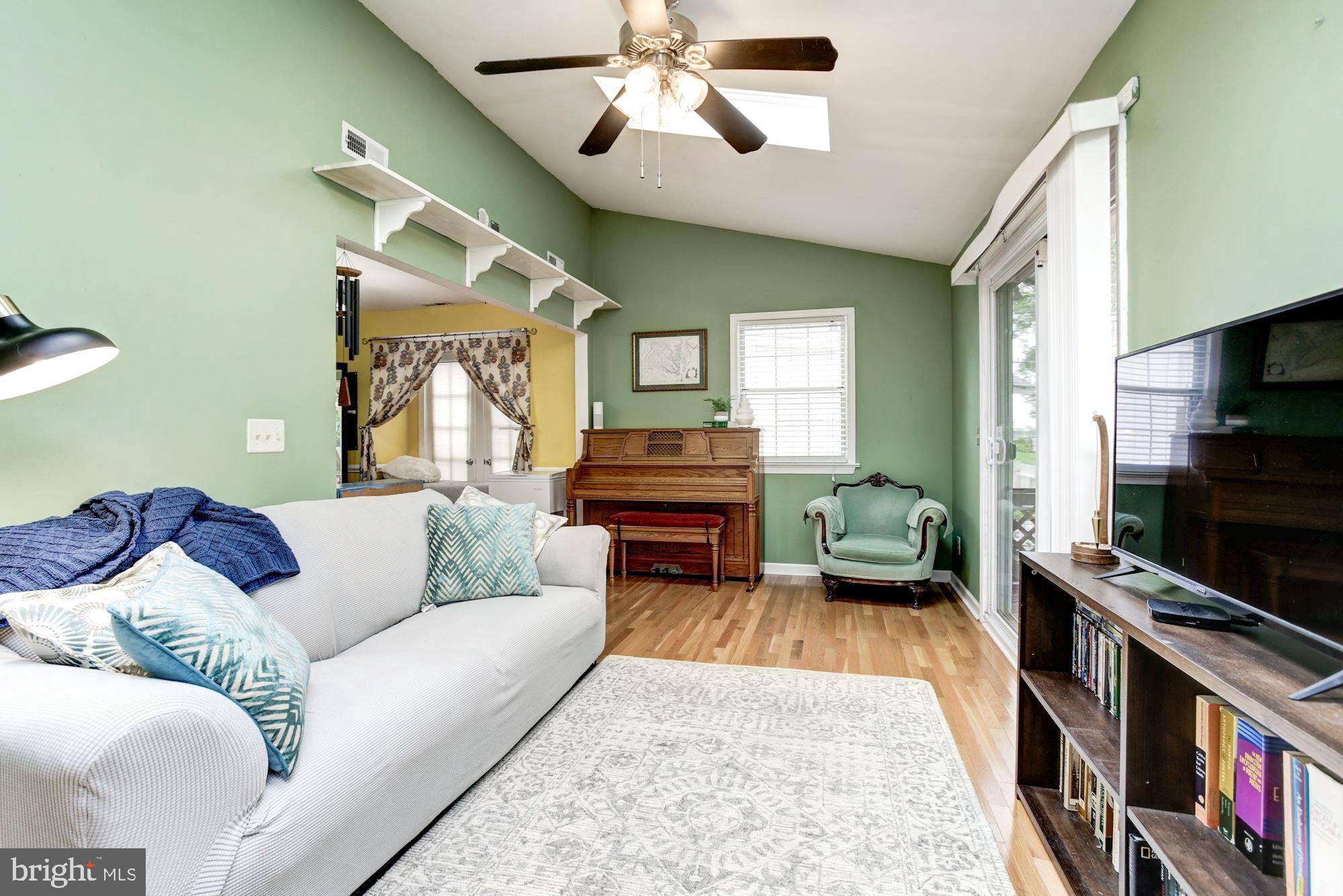 SYLVAN SHORES - Residential