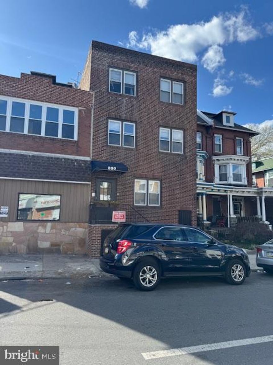 Very close to the UPenn campus  and public transportations. 
1) There are  legally zoned  6 units total, one 3 bedroom unit on the first floor plus  five 2 bedroom units on the 2nd and 4rd floors.
2) The property underwent complete renovation during 2022-2023 seasons.
3) Very safe to walk around as  the university security guards  also covers this area. 
4) In addition to these 6 legal units, the landlord finished part of the  attic area and  made it a bonus two bedroom unit. the income from this unit will cover almost all expenses for the building.