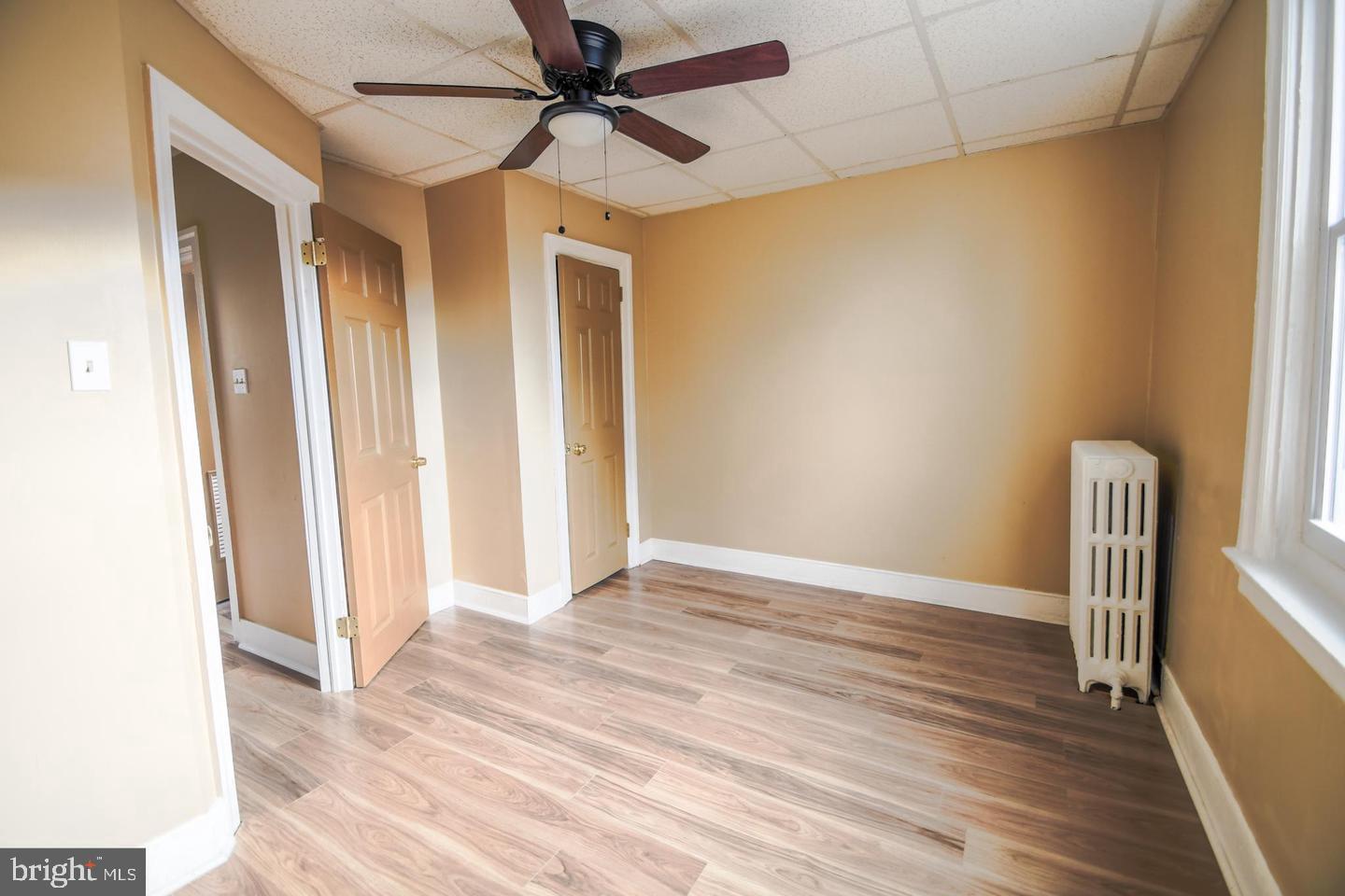 WEST OAK LANE - Residential