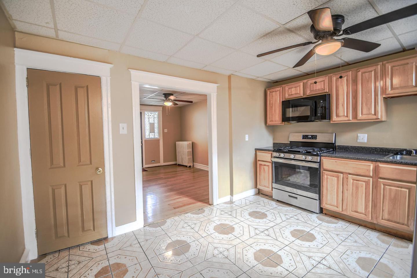 WEST OAK LANE - Residential