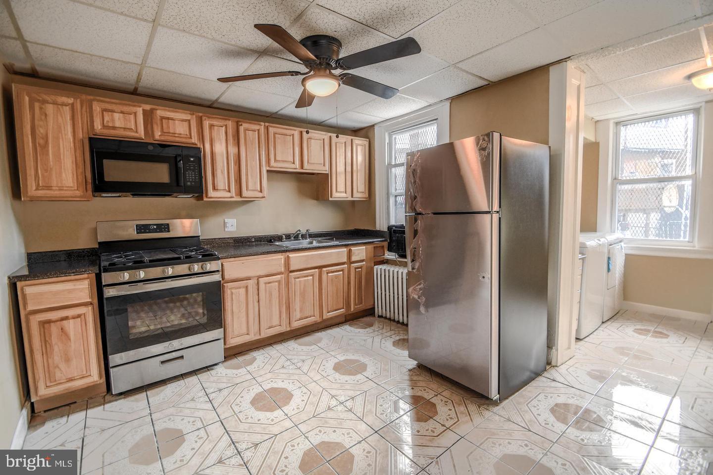 WEST OAK LANE - Residential