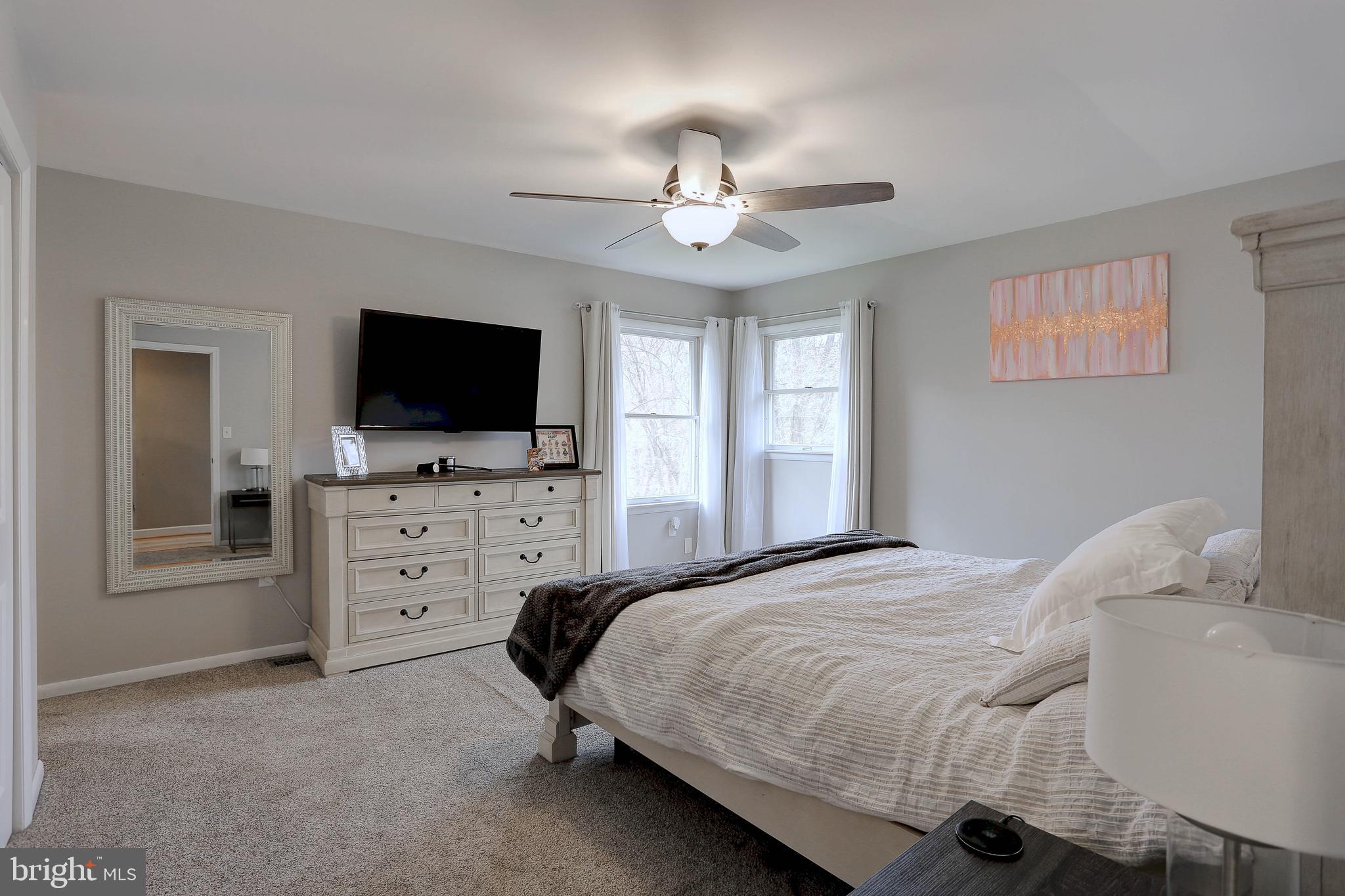 LONDON BRIDGE ESTATES - Residential