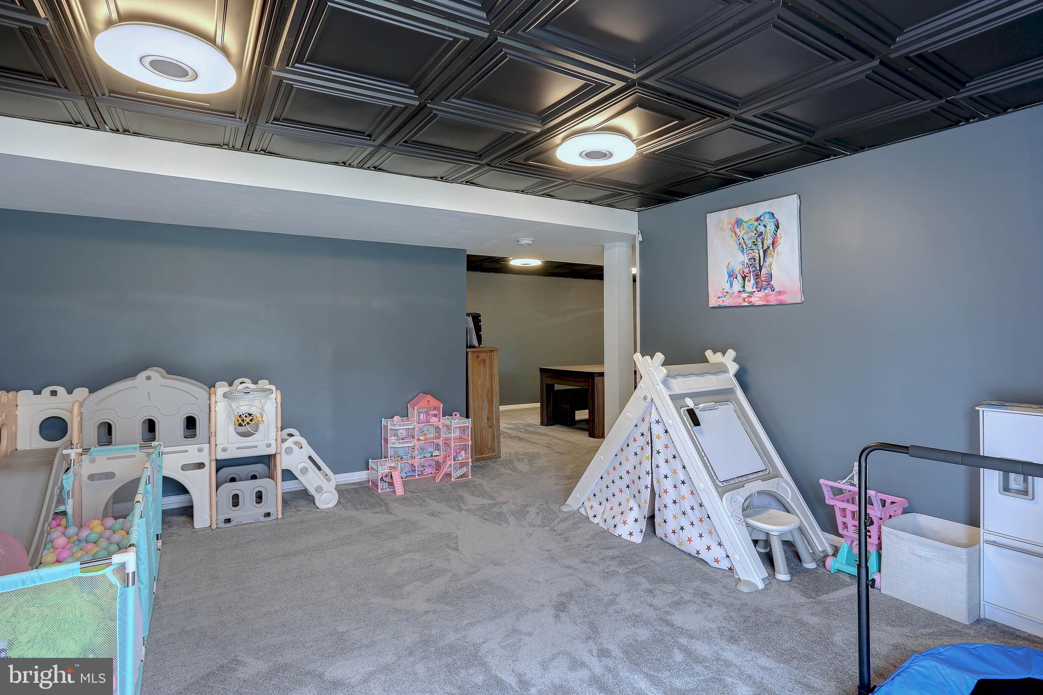 LONDON BRIDGE ESTATES - Residential