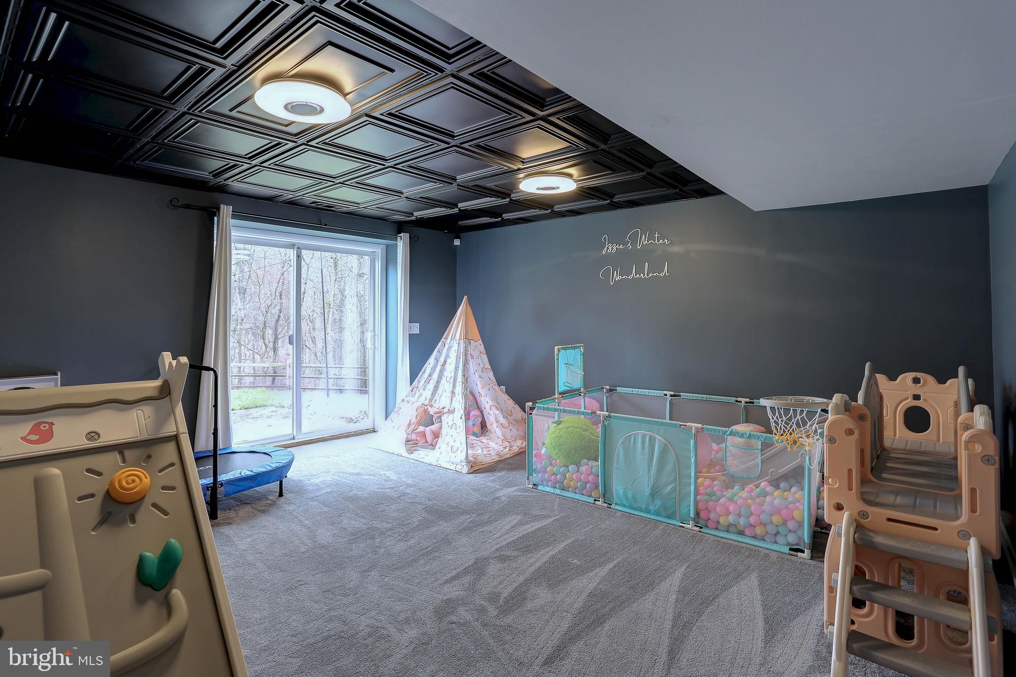 LONDON BRIDGE ESTATES - Residential