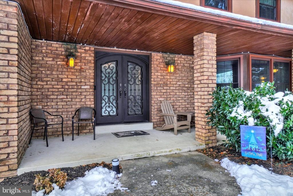 Photo of 2350 Sutton Road, YORK, PA 17403 (MLS # PAYK2095156)