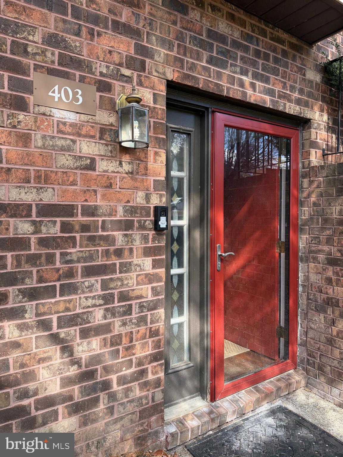 CHESTERBROOK/MNTVI - Residential Lease