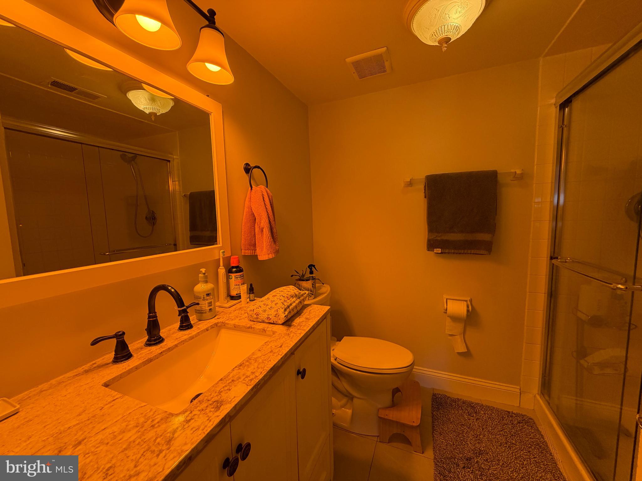 CHESTERBROOK/MNTVI - Residential Lease