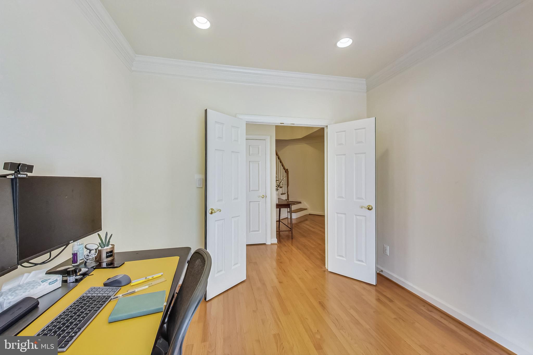 KING FARM BAILEYS COMMON - Residential Lease