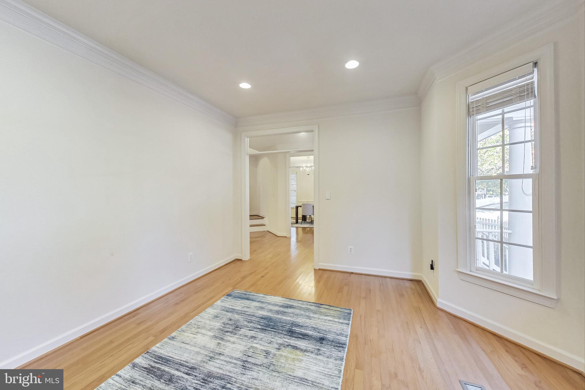 KING FARM BAILEYS COMMON - Residential Lease