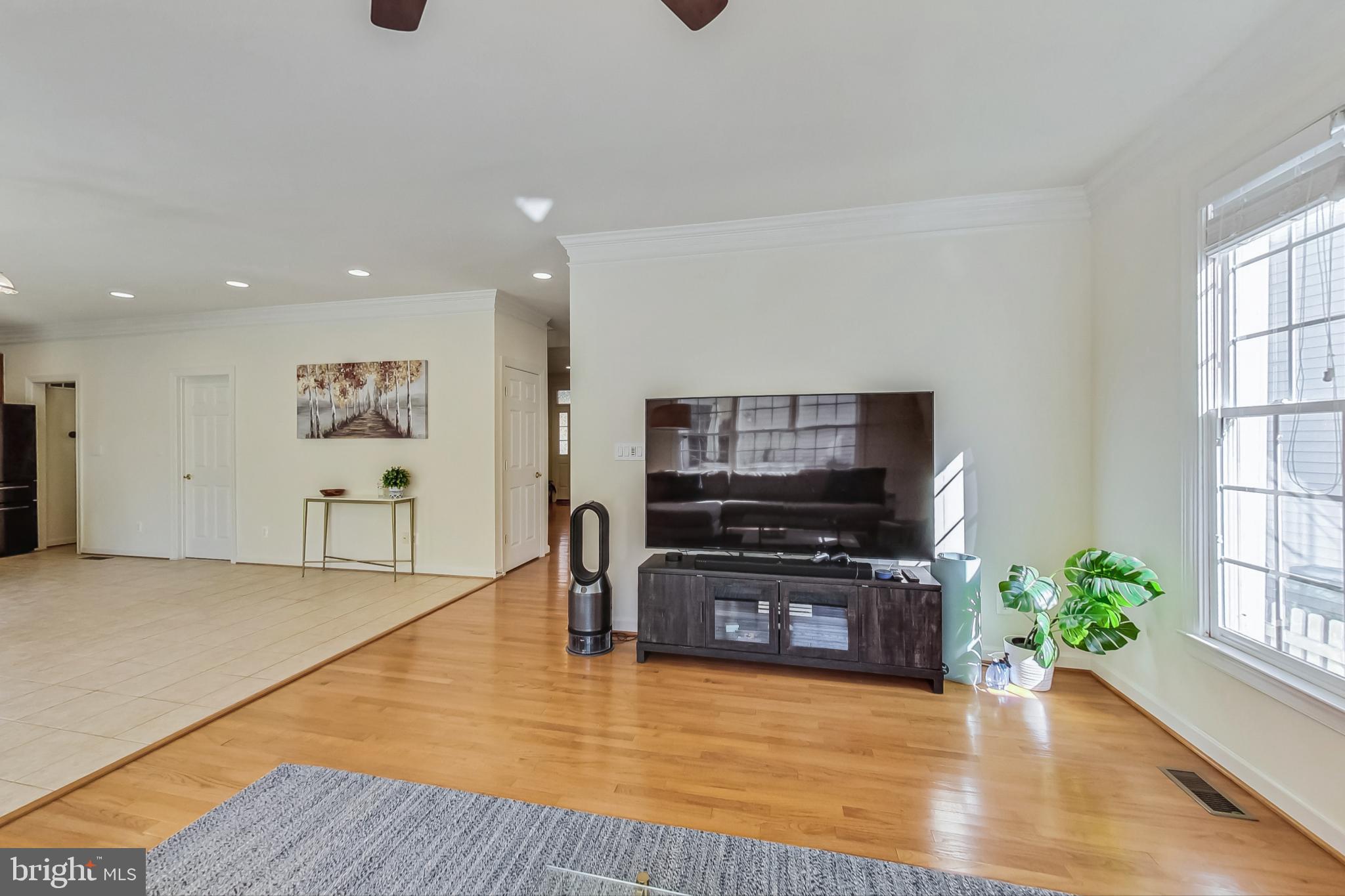 KING FARM BAILEYS COMMON - Residential Lease