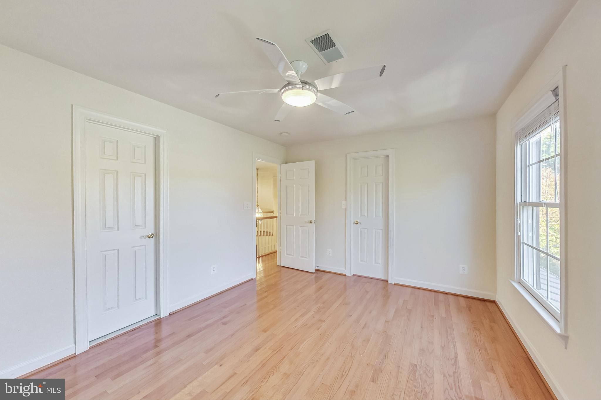 KING FARM BAILEYS COMMON - Residential Lease