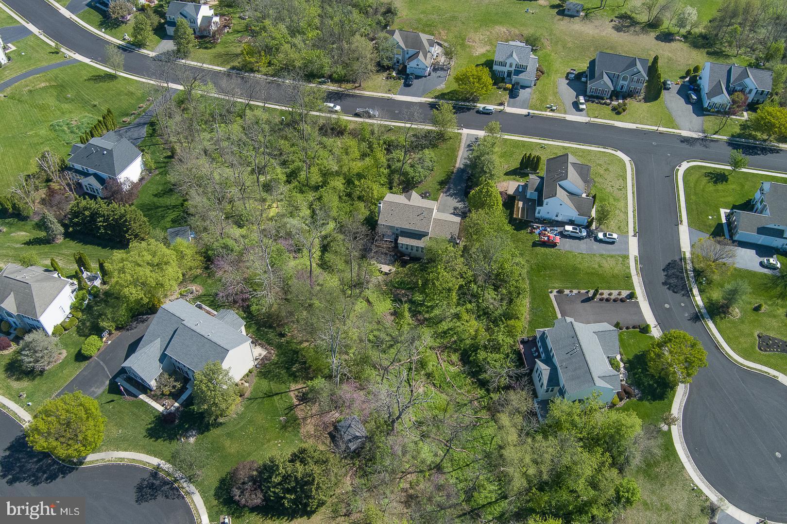 FAR HILLS FARM - Residential