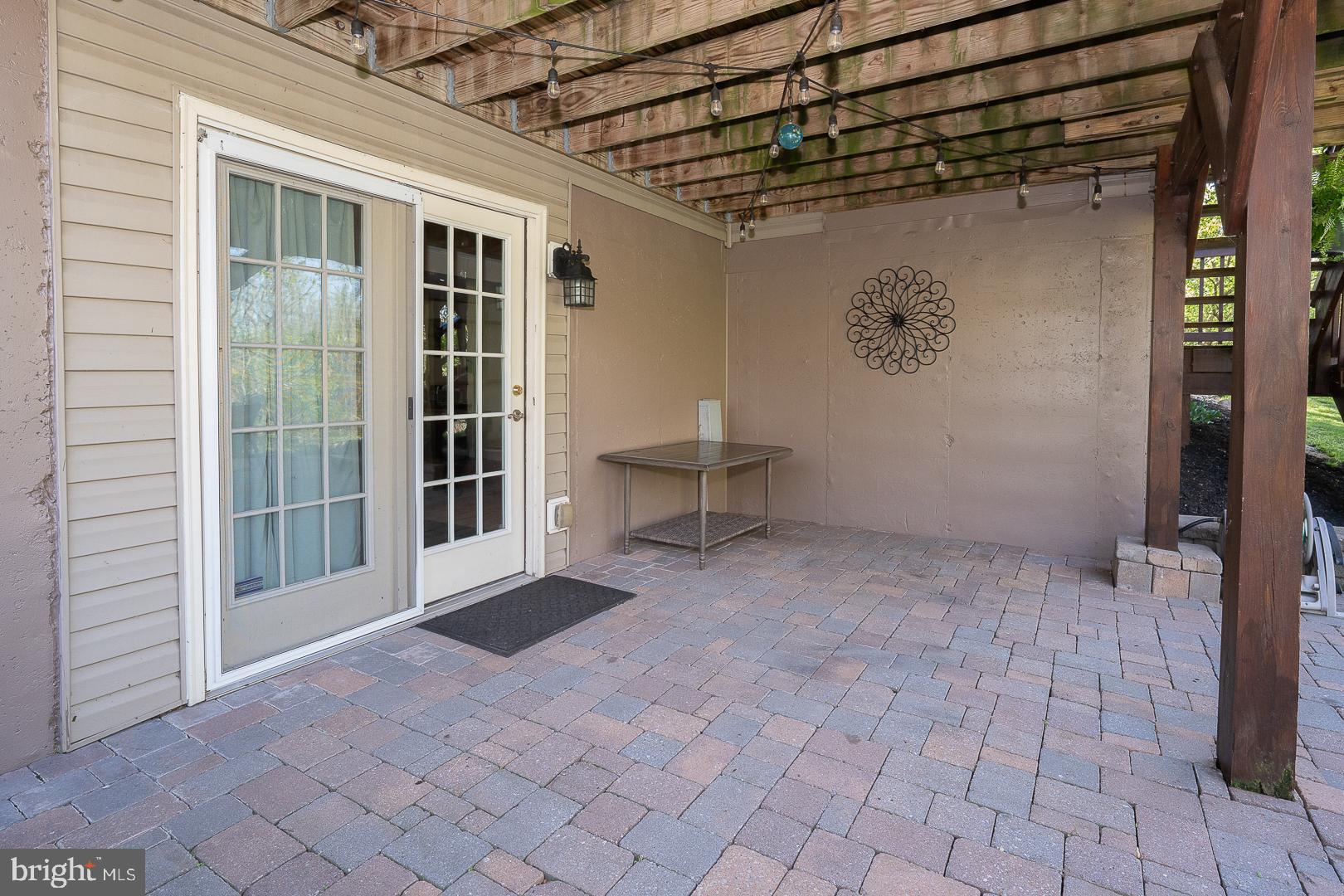 FAR HILLS FARM - Residential