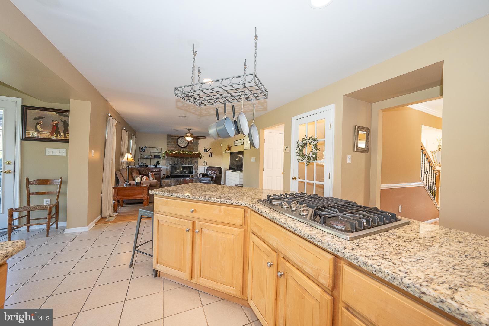 FAR HILLS FARM - Residential