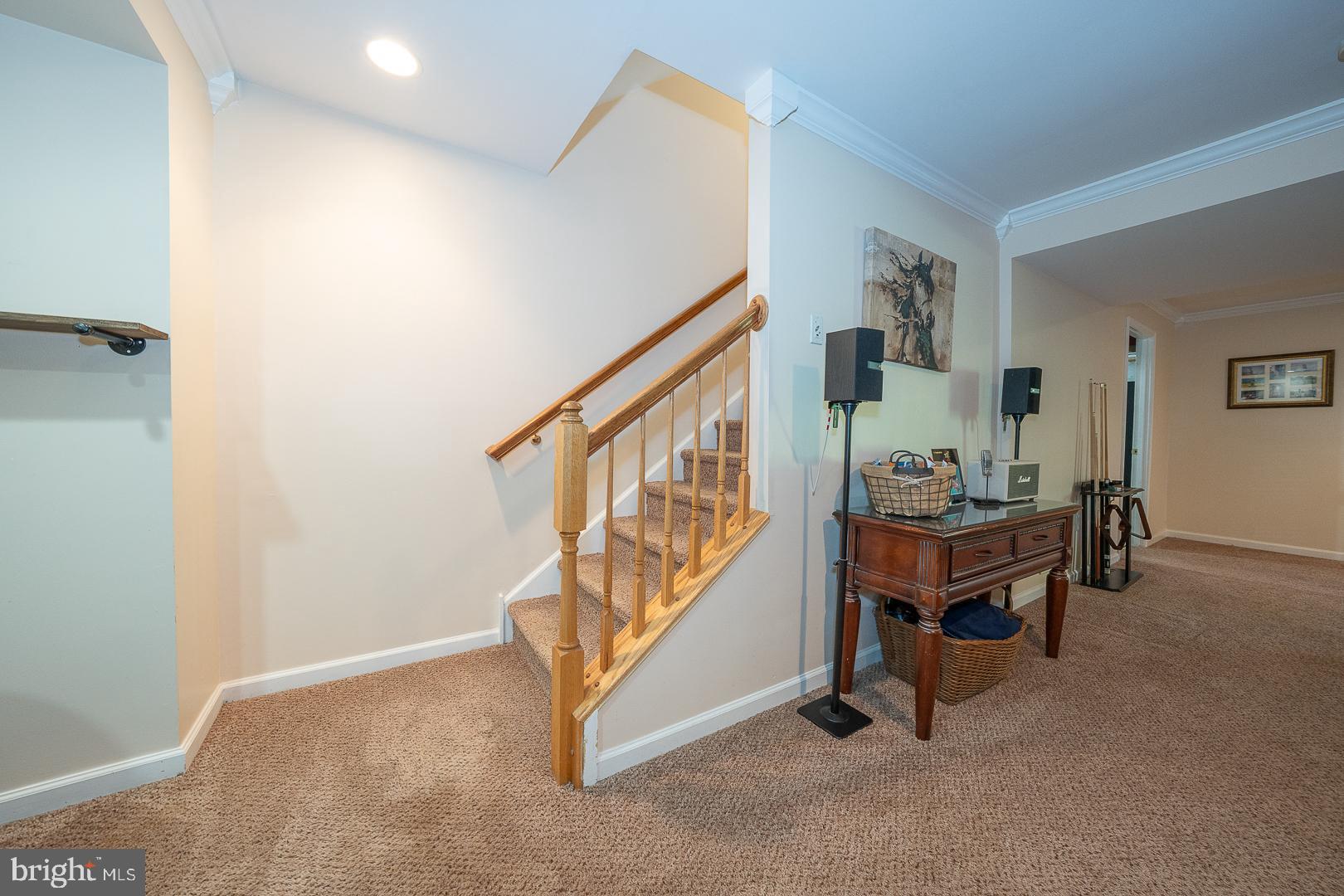 FAR HILLS FARM - Residential