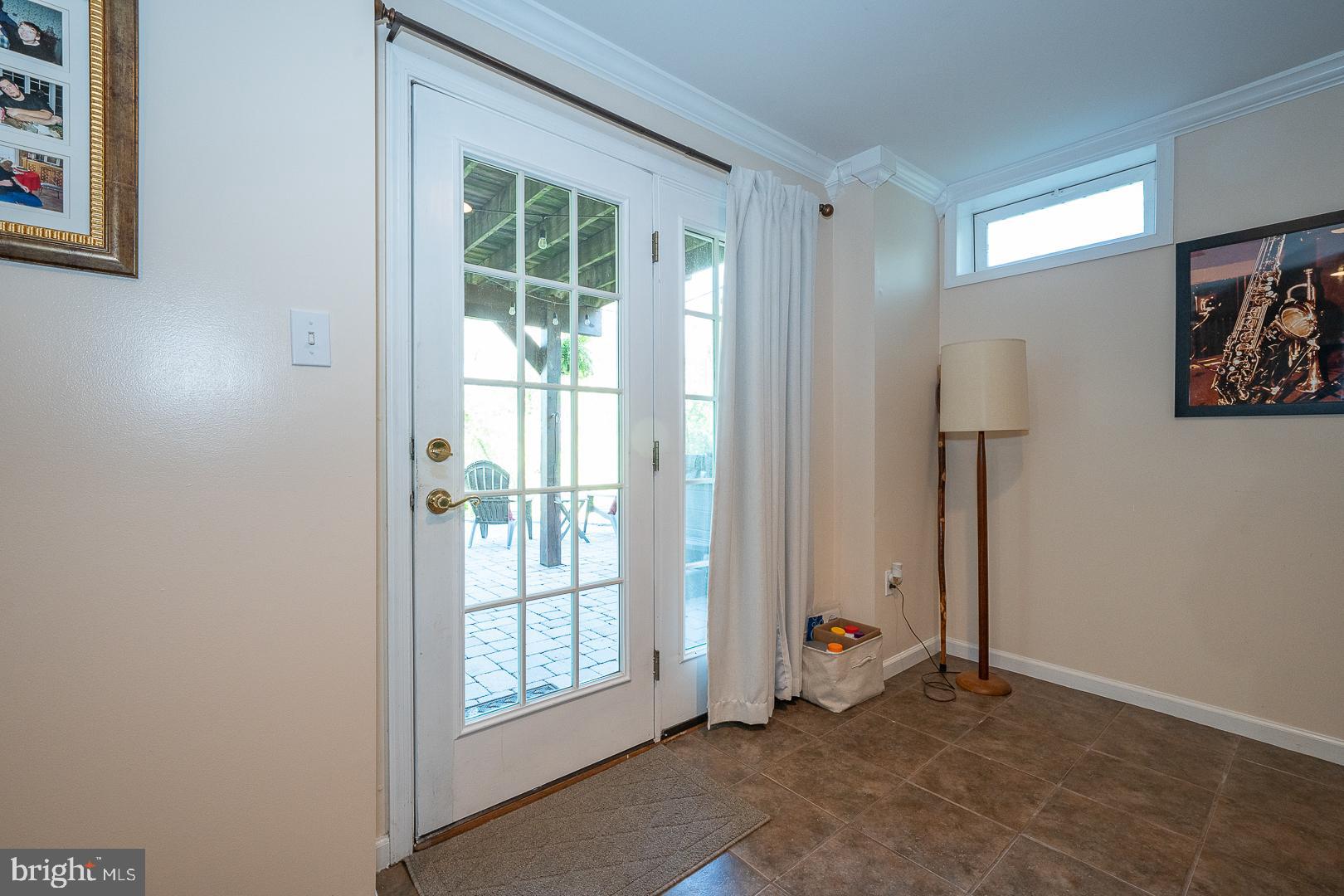 FAR HILLS FARM - Residential