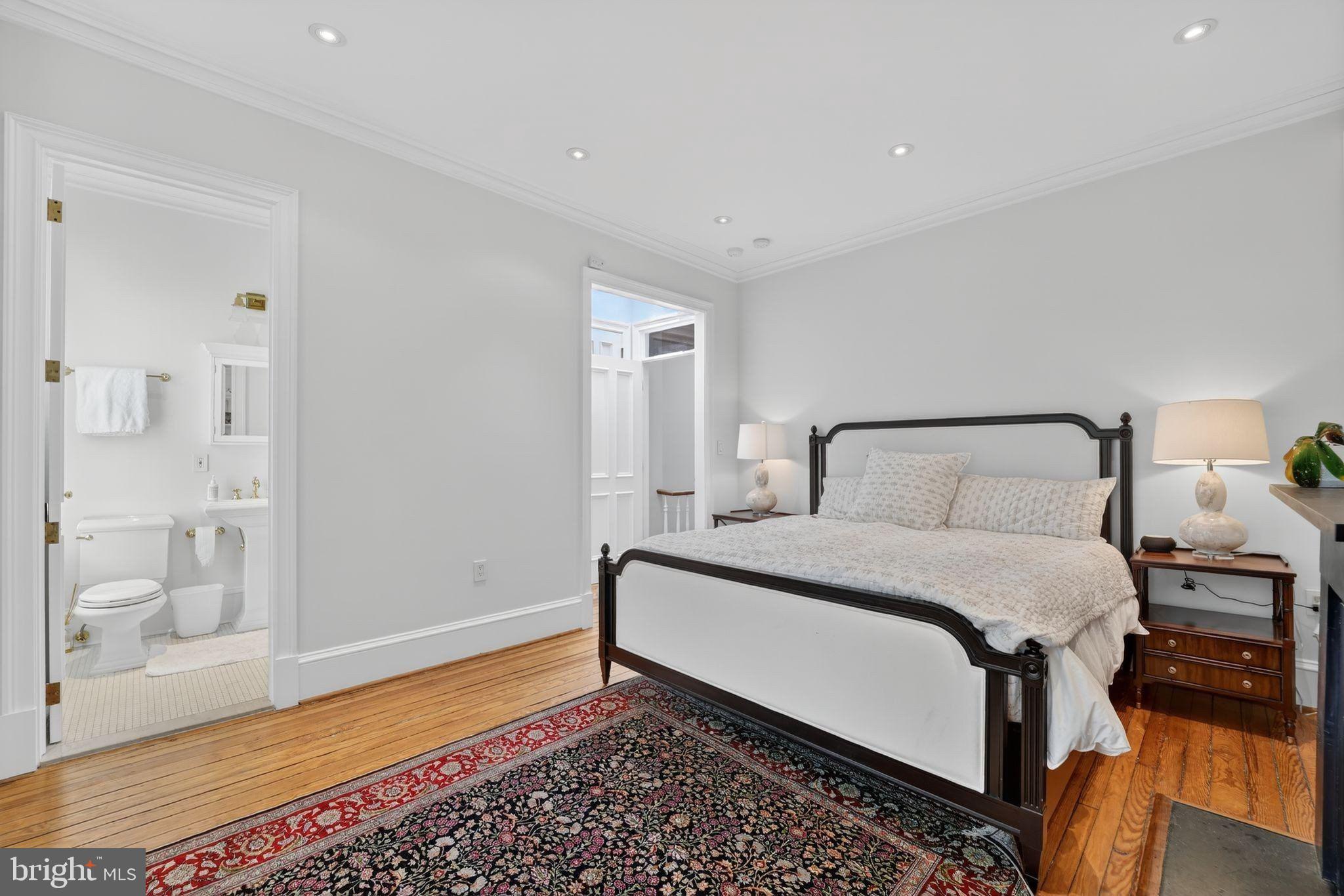 GEORGETOWN - Residential