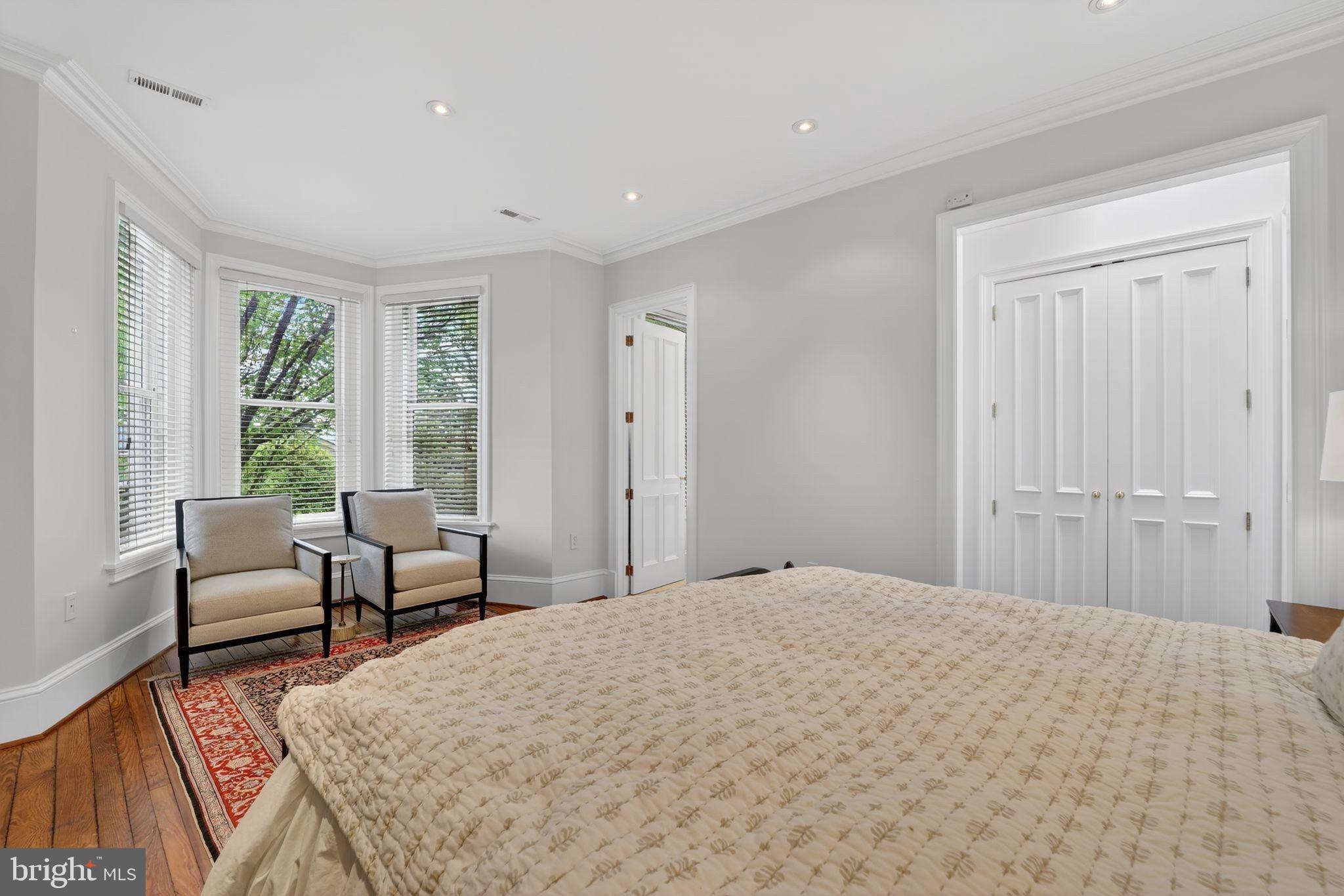 GEORGETOWN - Residential