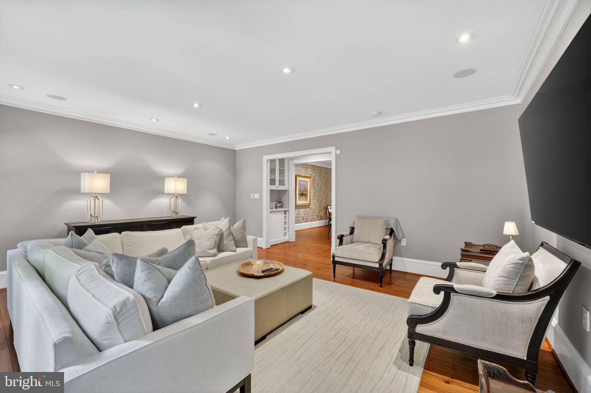 GEORGETOWN - Residential