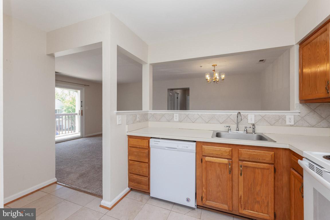 ROLLING OAKS - Residential