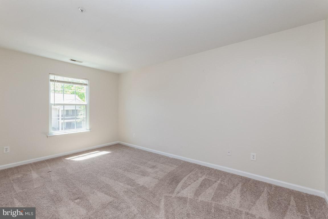 ROLLING OAKS - Residential