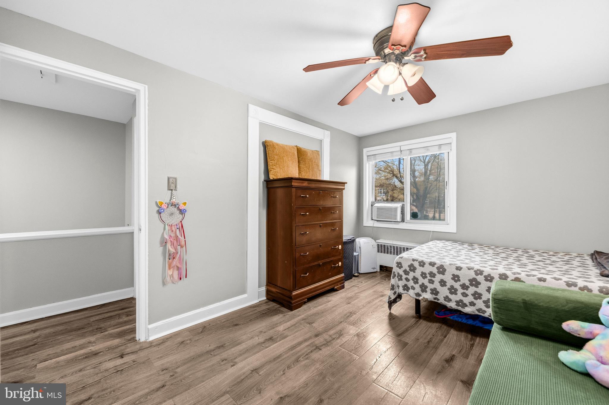 ARLINGTON COURT - Residential