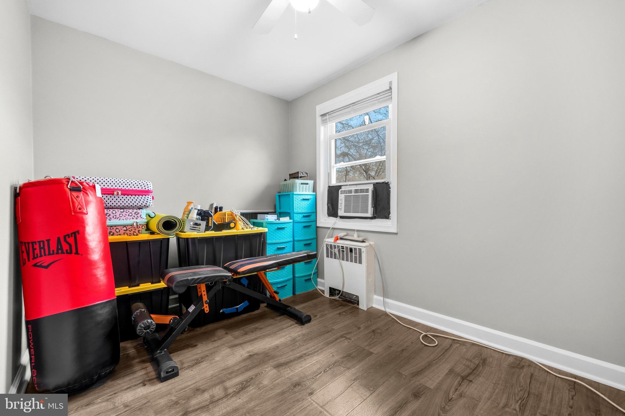 ARLINGTON COURT - Residential