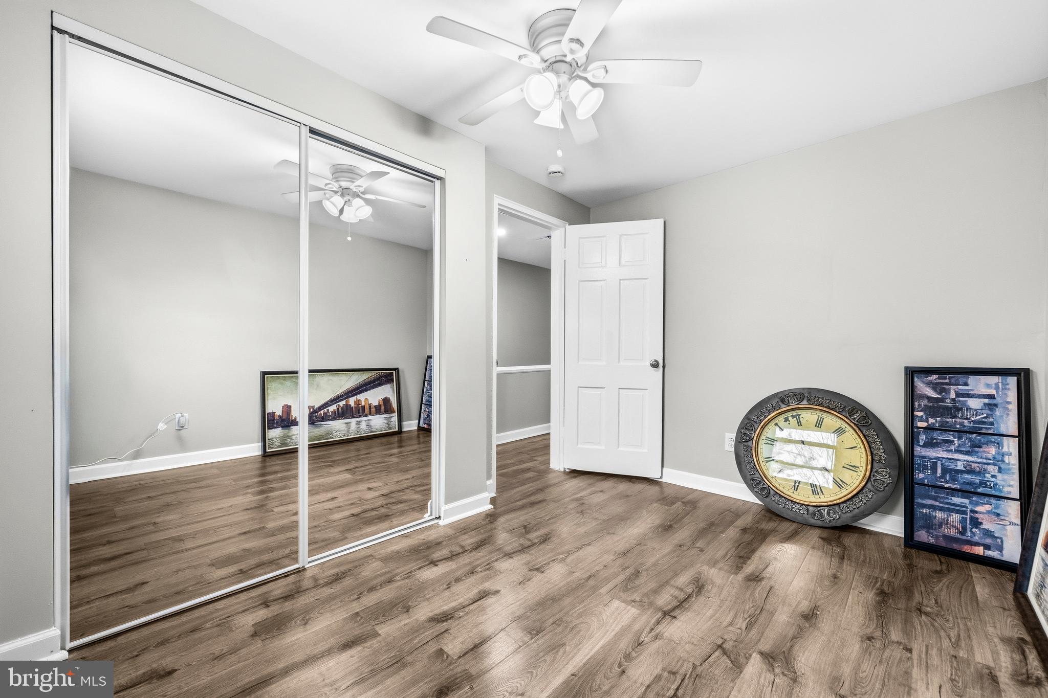 ARLINGTON COURT - Residential