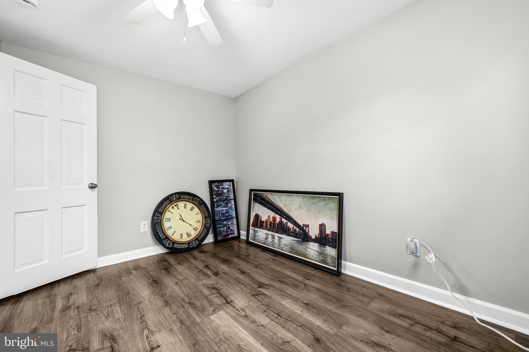 ARLINGTON COURT - Residential