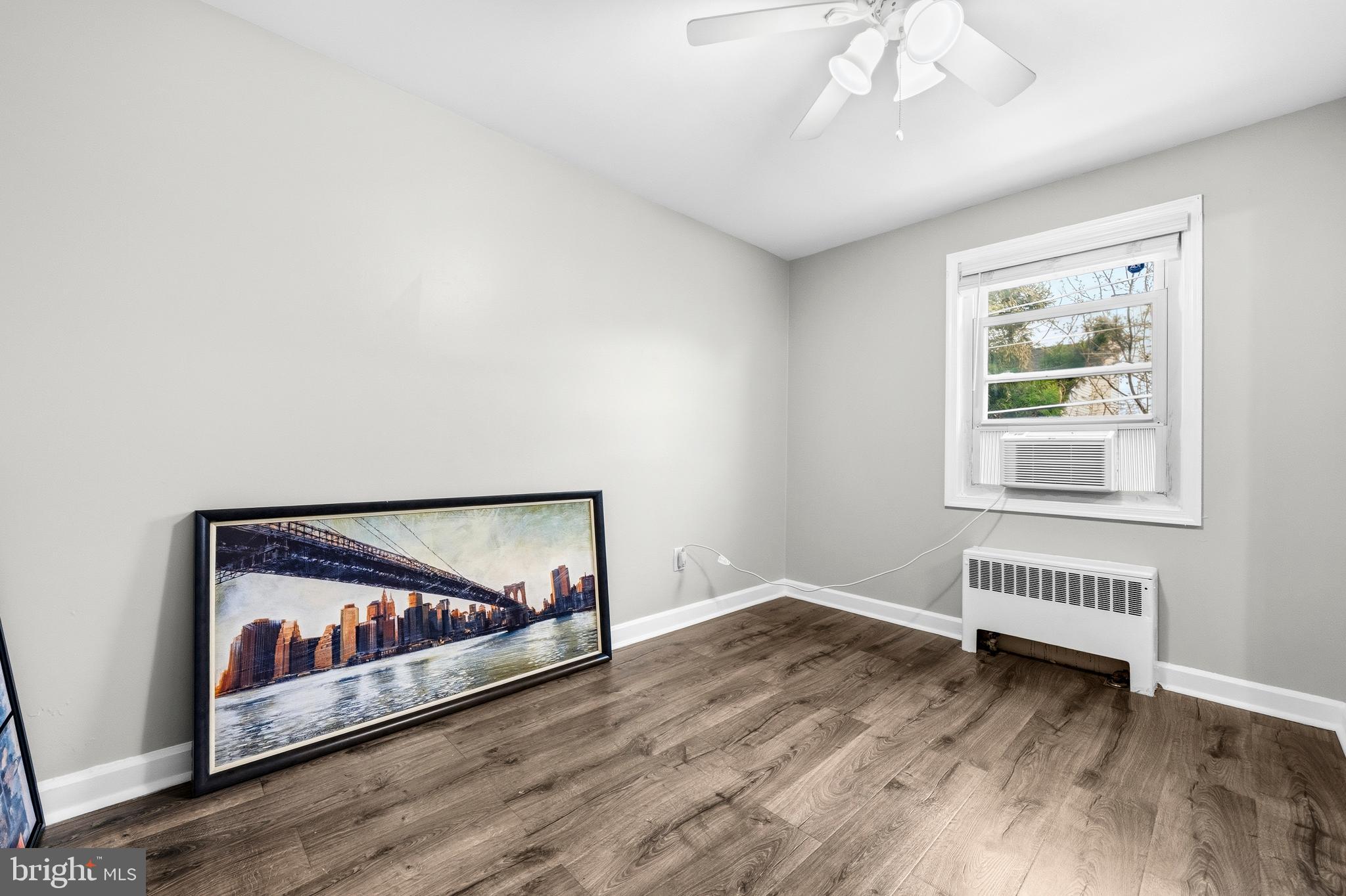 ARLINGTON COURT - Residential