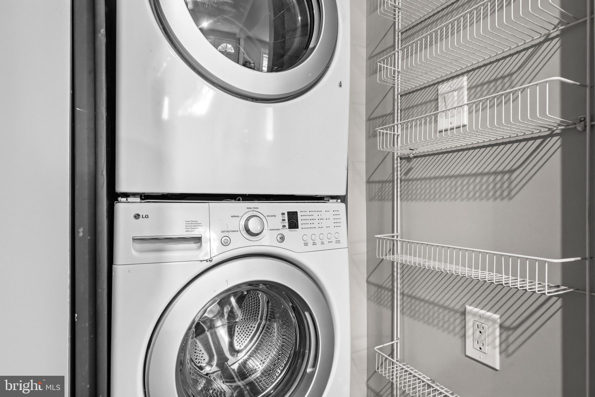 ARLINGTON COURT - Residential