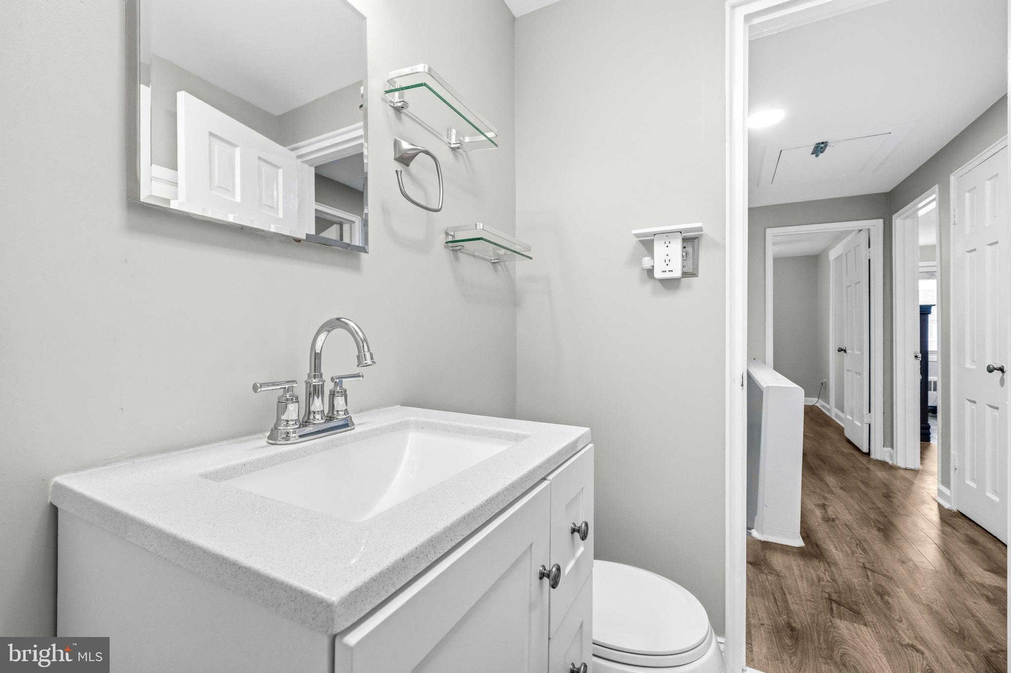 ARLINGTON COURT - Residential