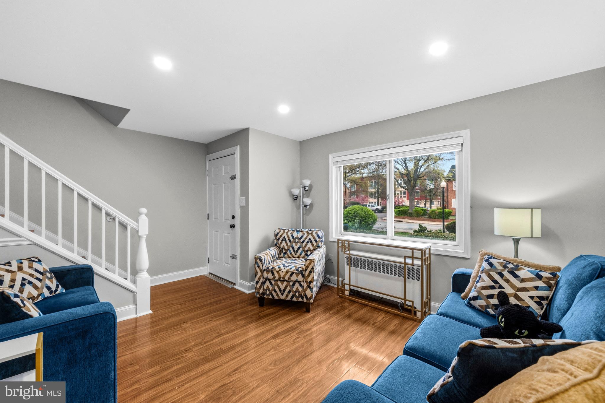 ARLINGTON COURT - Residential