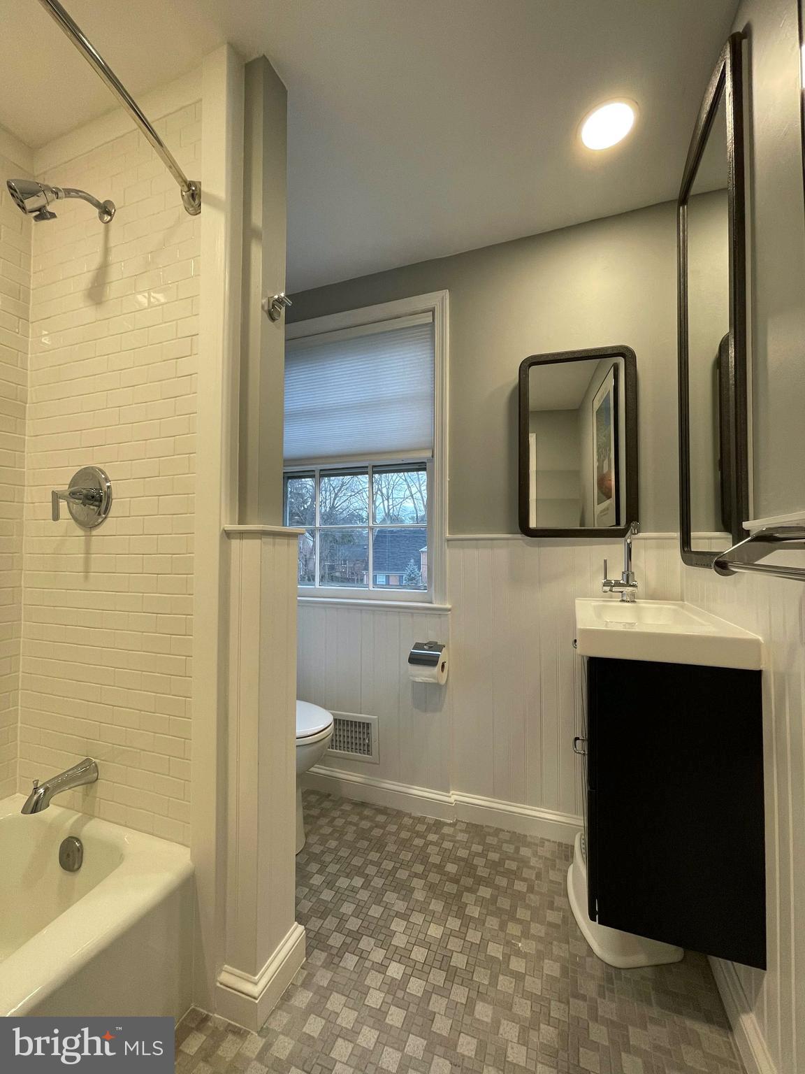 OLD FARM - Residential