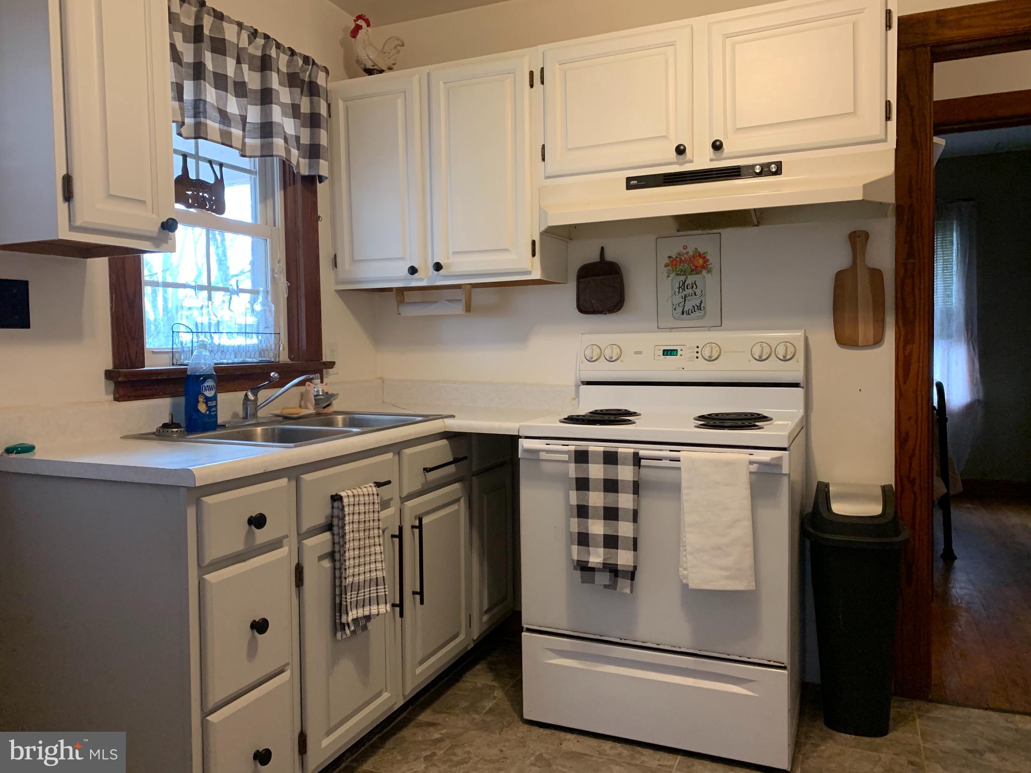 TOWN OF ELKTON - Residential