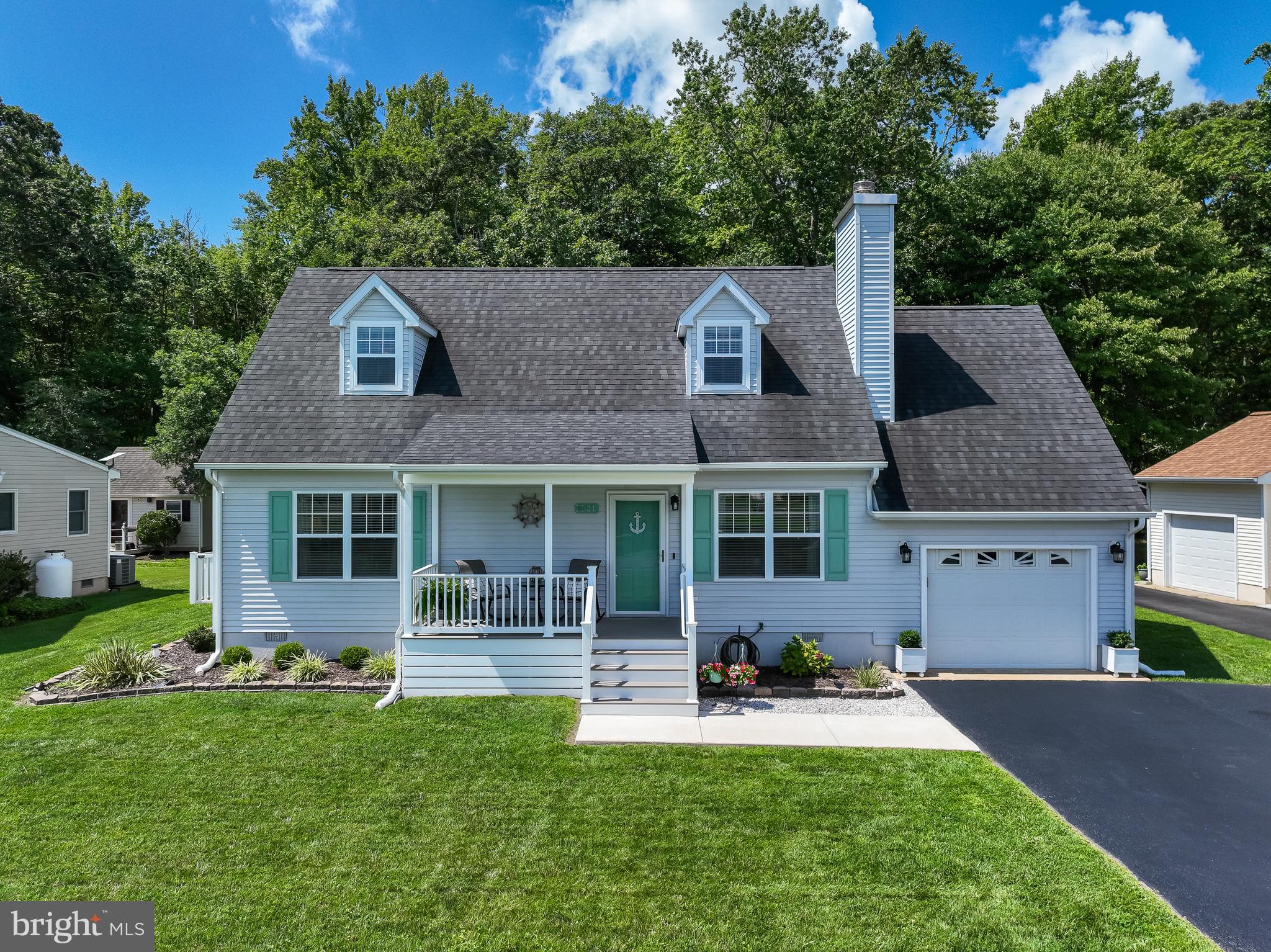 21 NEPTUNE DRIVE