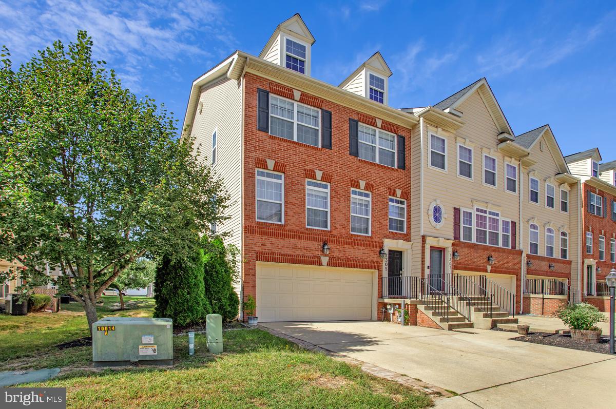 7305 MOCKINGBIRD CIRCLE