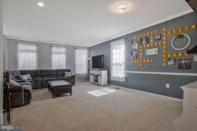 7305 MOCKINGBIRD CIRCLE