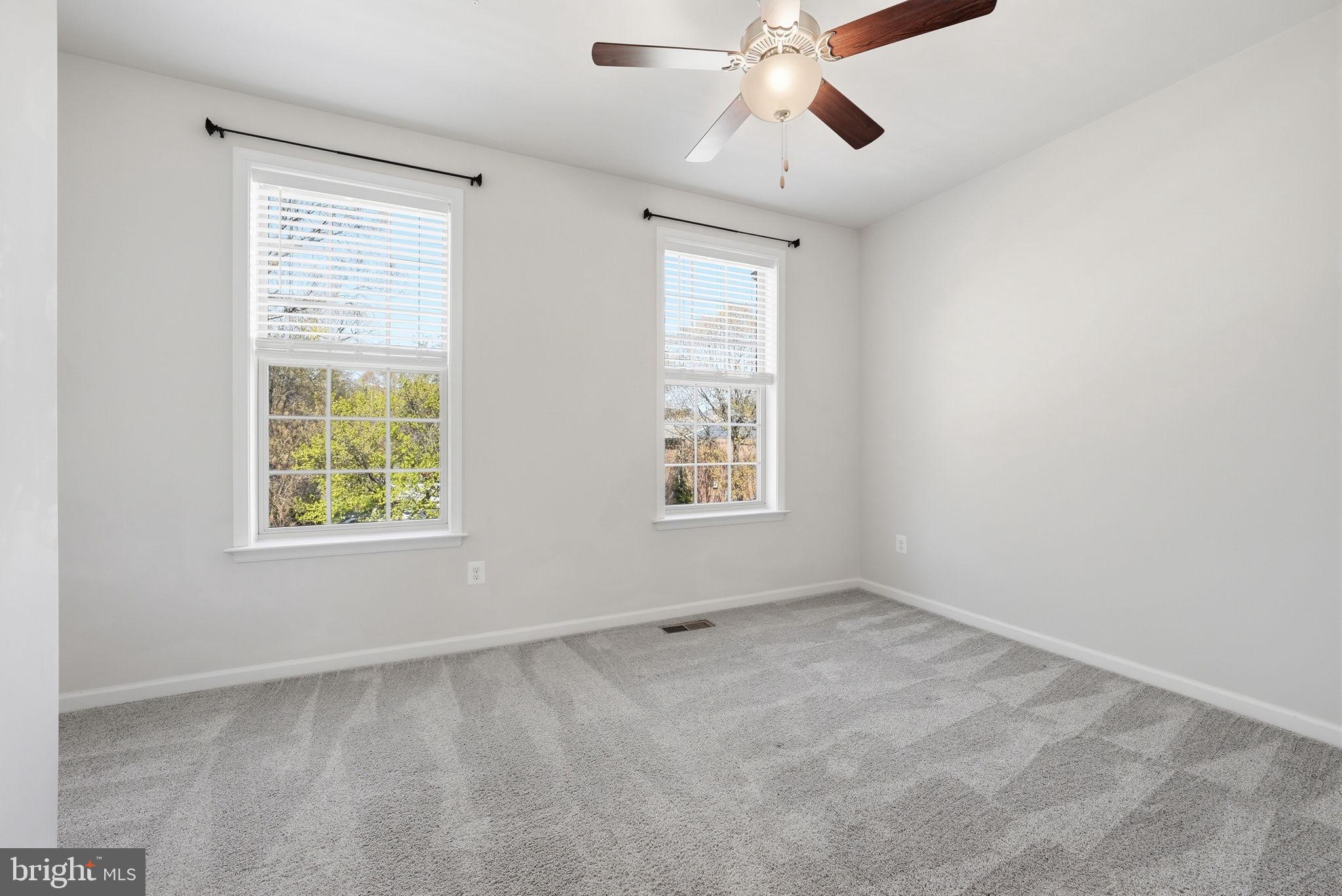 SEVERN HOLLOW - Residential