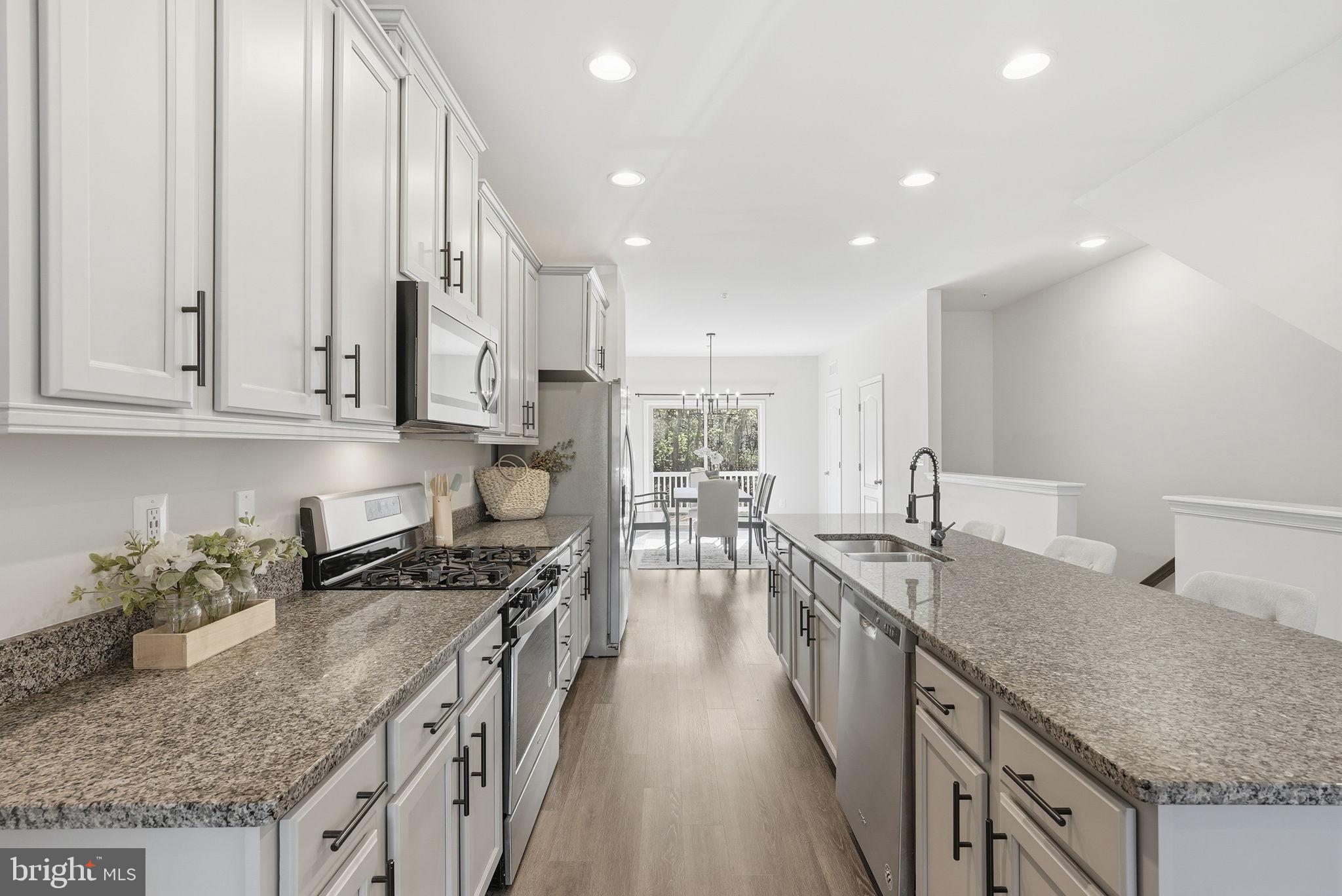 SEVERN HOLLOW - Residential