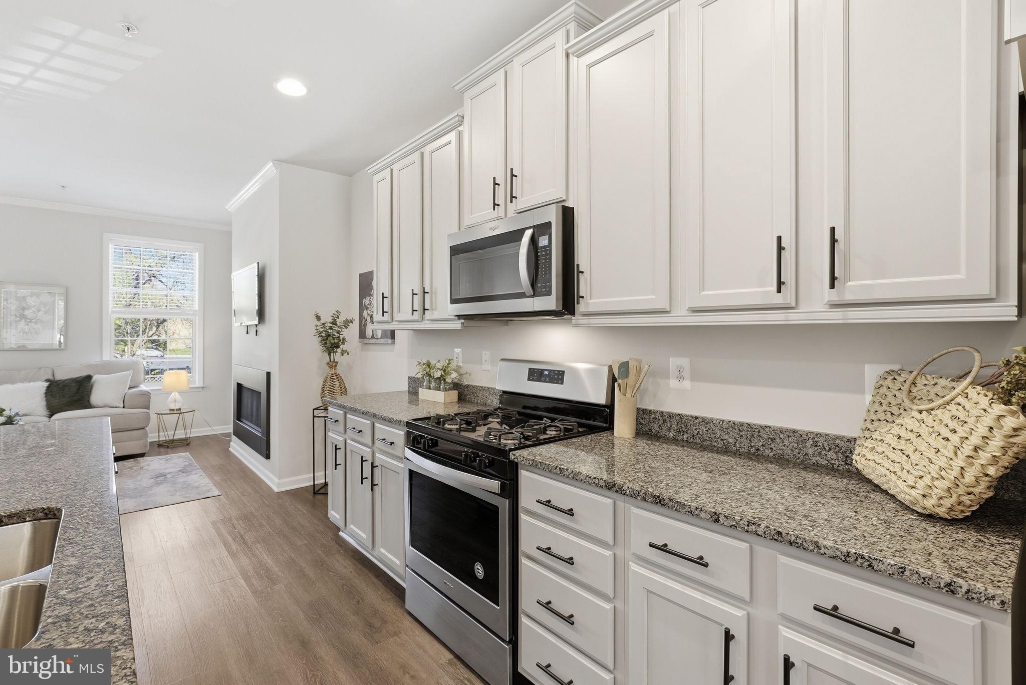 SEVERN HOLLOW - Residential