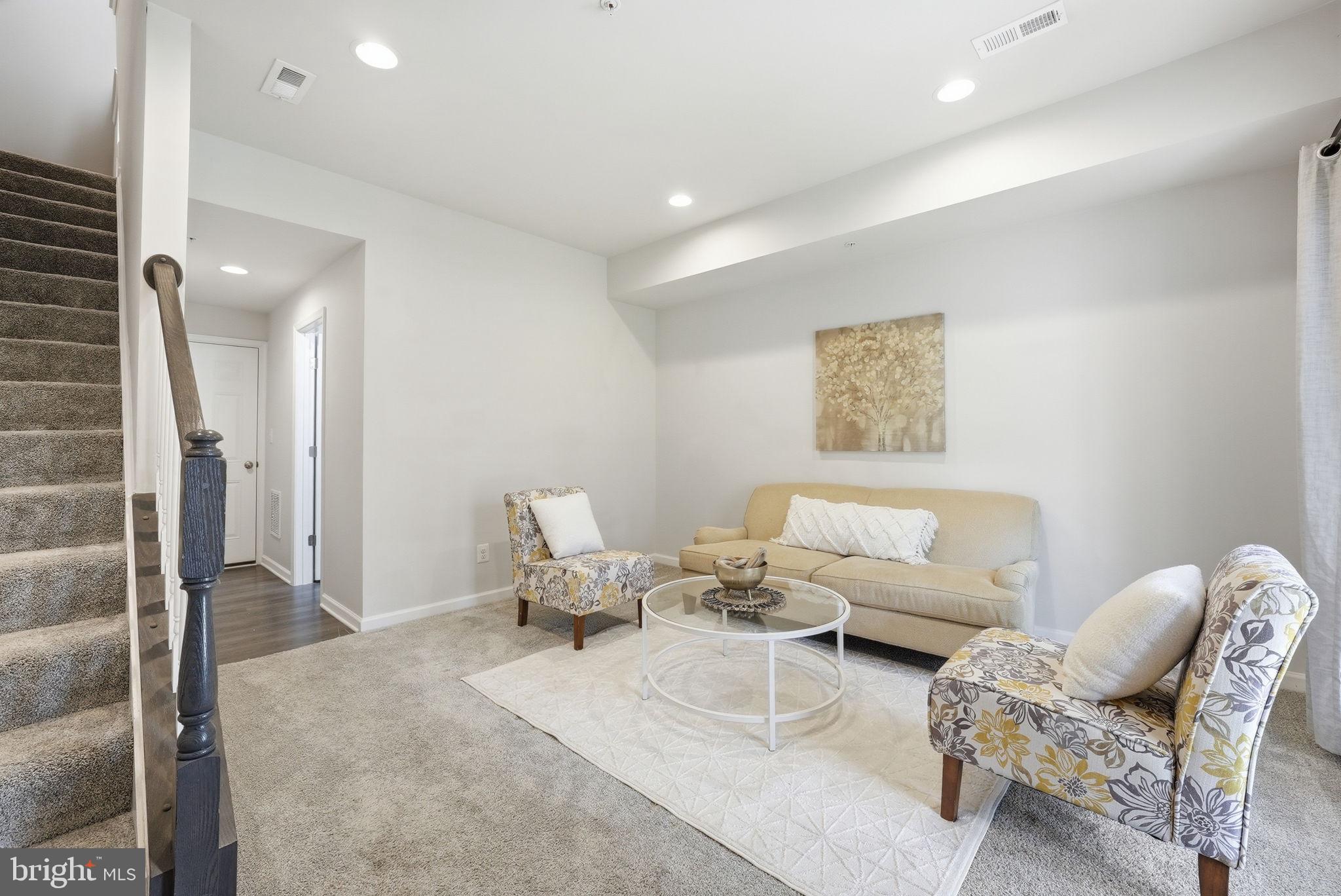 SEVERN HOLLOW - Residential