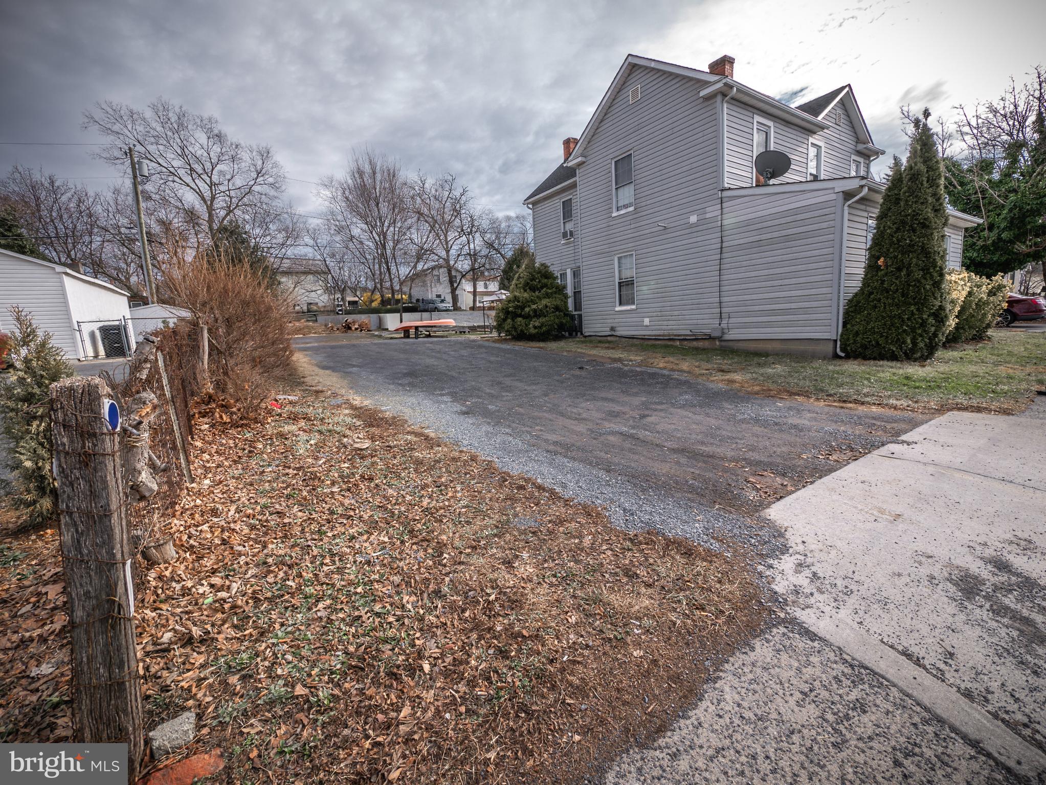 WINCHESTER CITY - Land