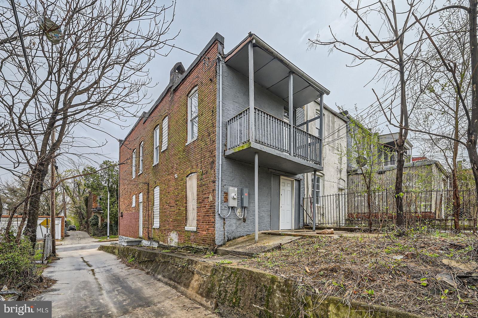 WINCHESTER - Residential