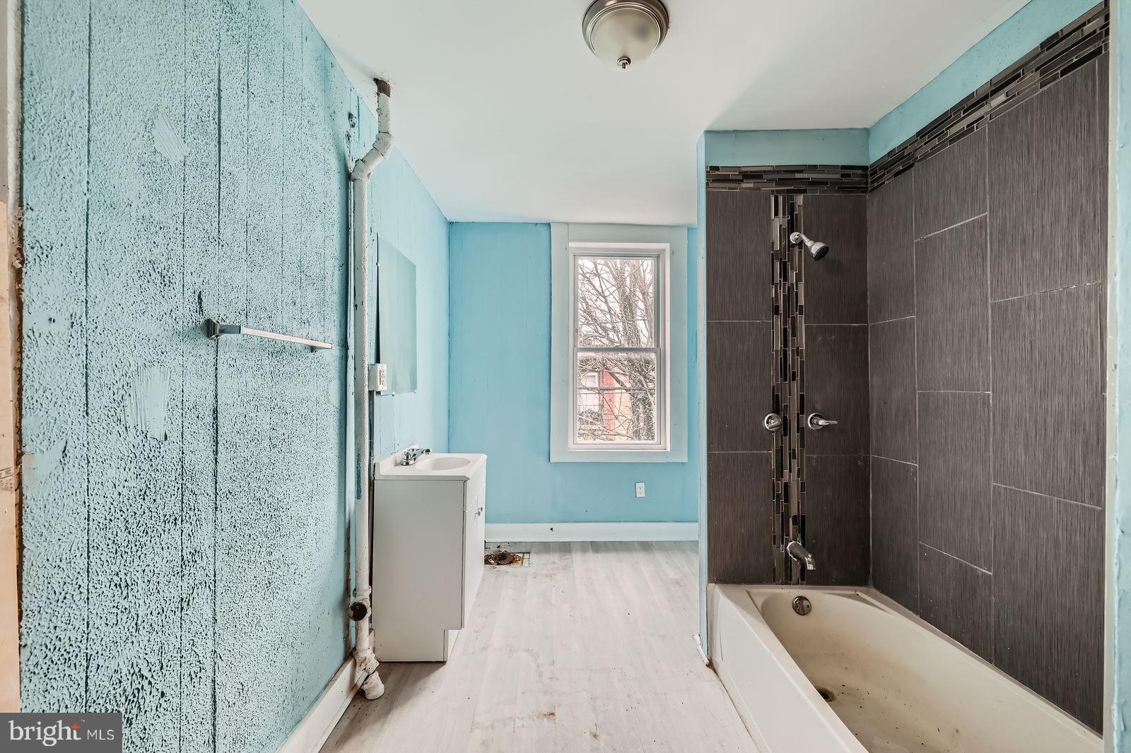 WINCHESTER - Residential