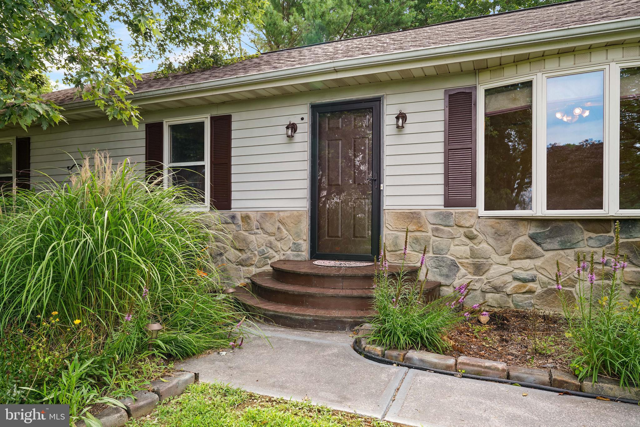 40 HUNT VALLEY DRIVE