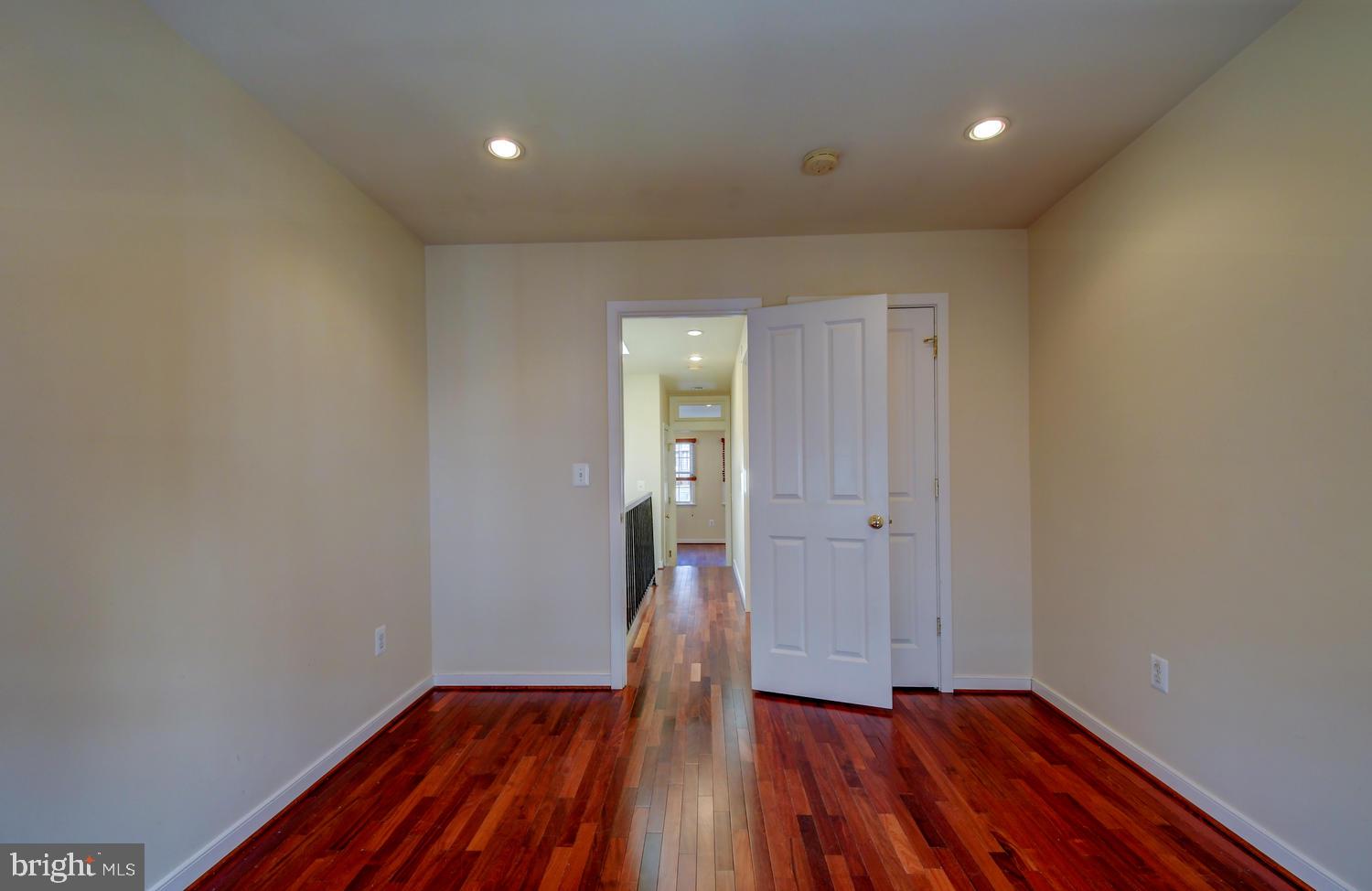 UPPER FELLS POINT - Residential