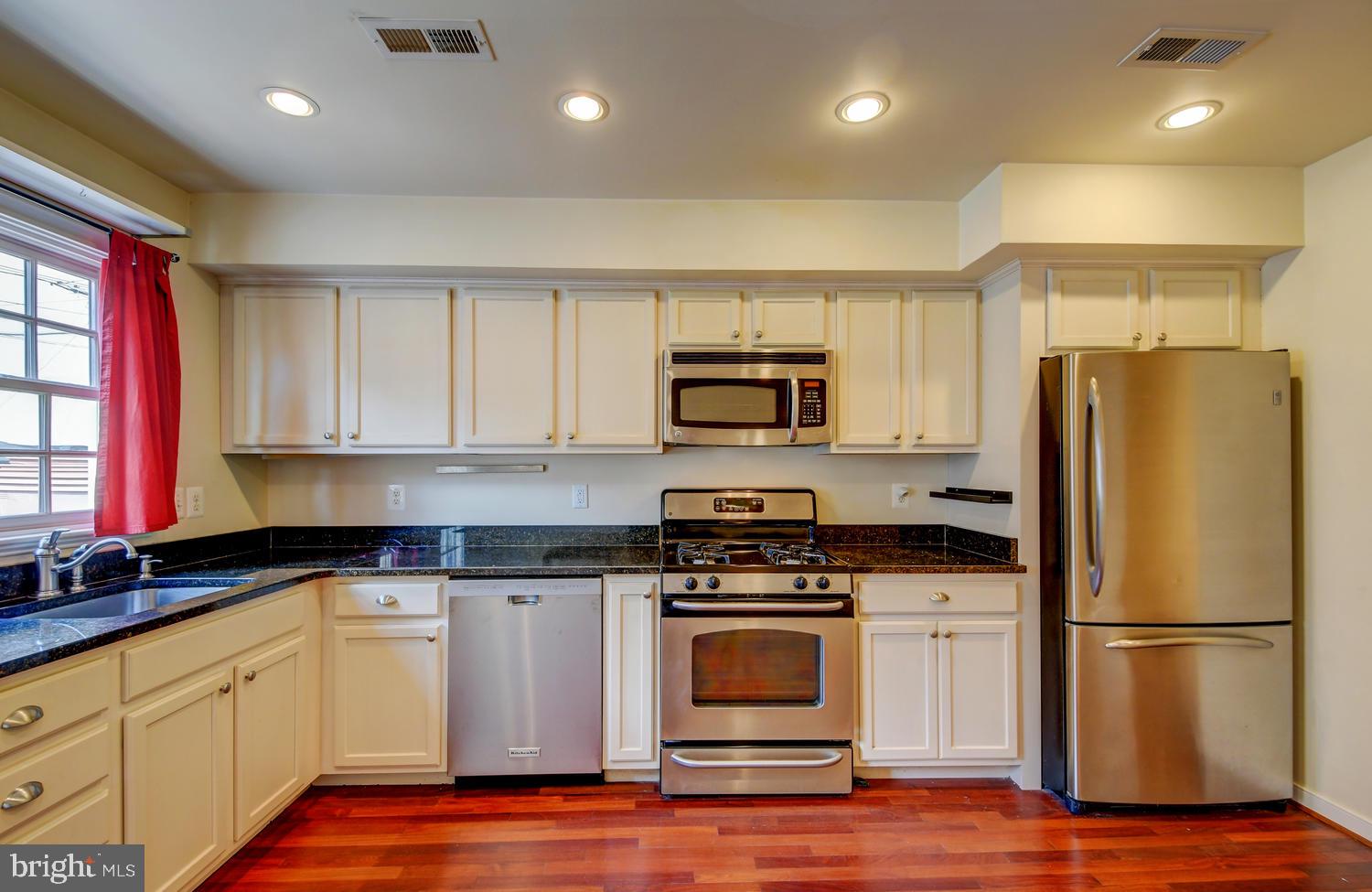 UPPER FELLS POINT - Residential